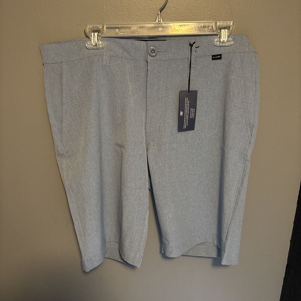 Travis Mathew NWT Men’s 34 Beck Shorts Blue Performance Golf Lightweight Stretch